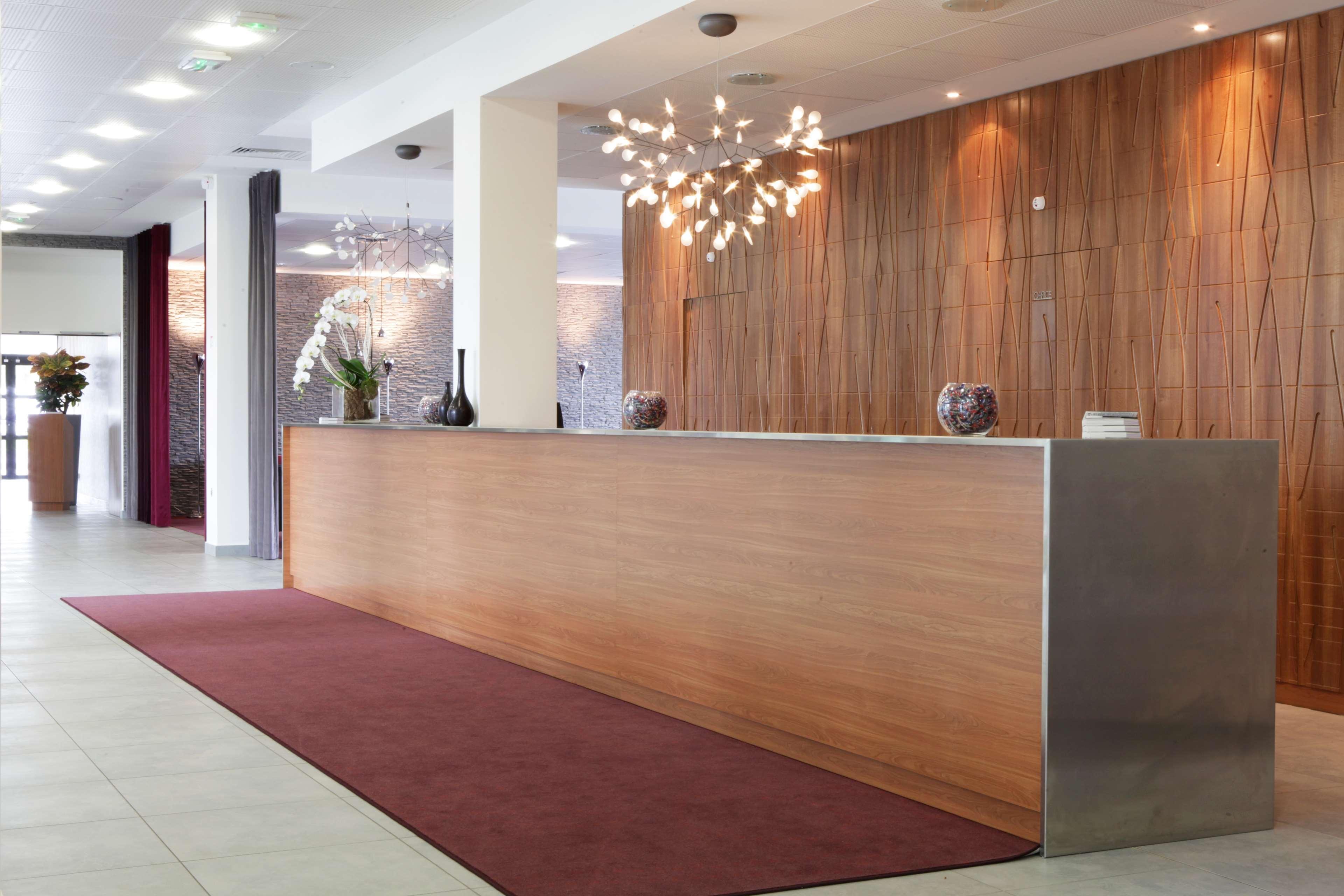 Best Western Plus Paris Velizy Esterno foto
