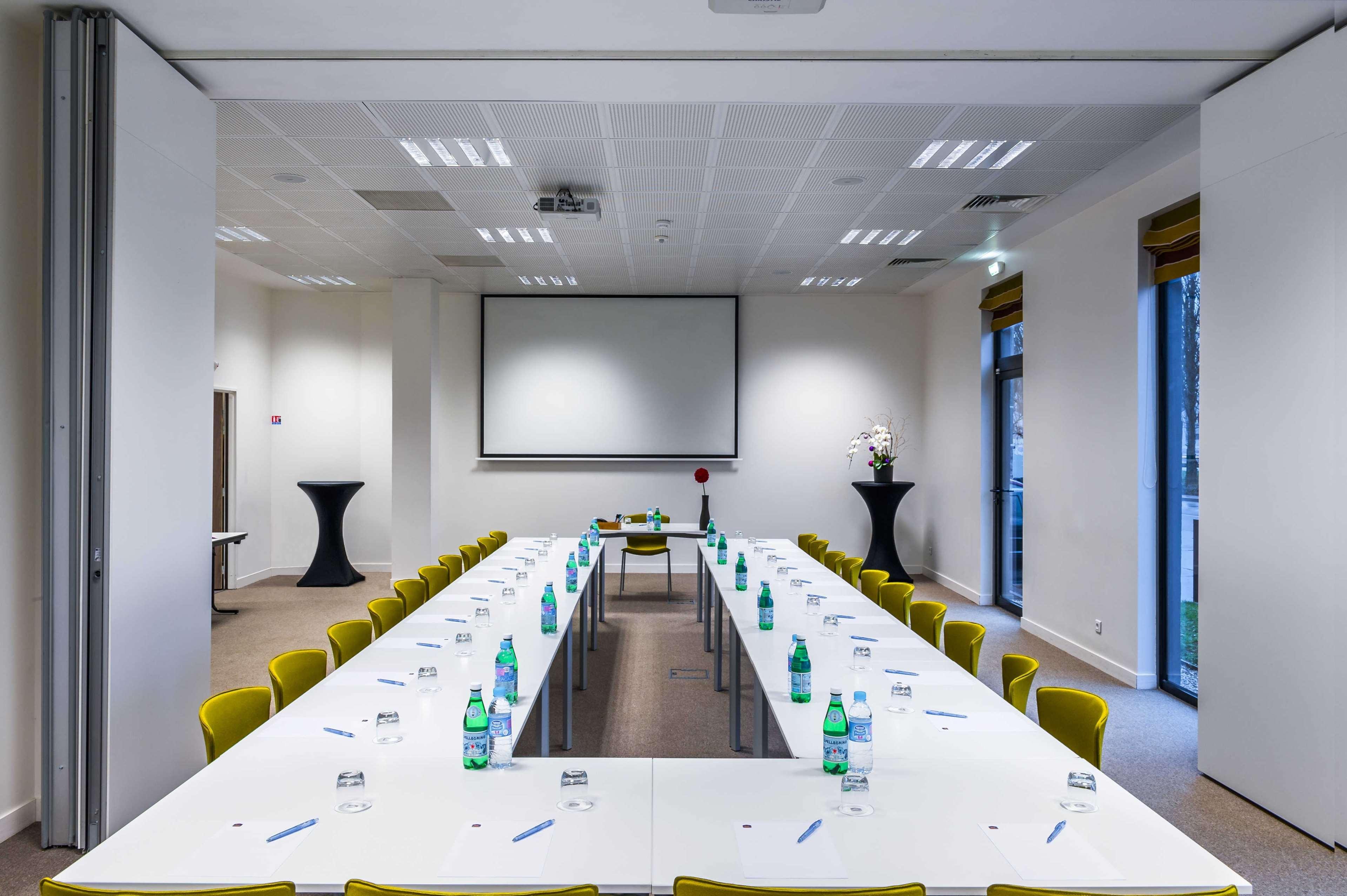 Best Western Plus Paris Velizy Esterno foto