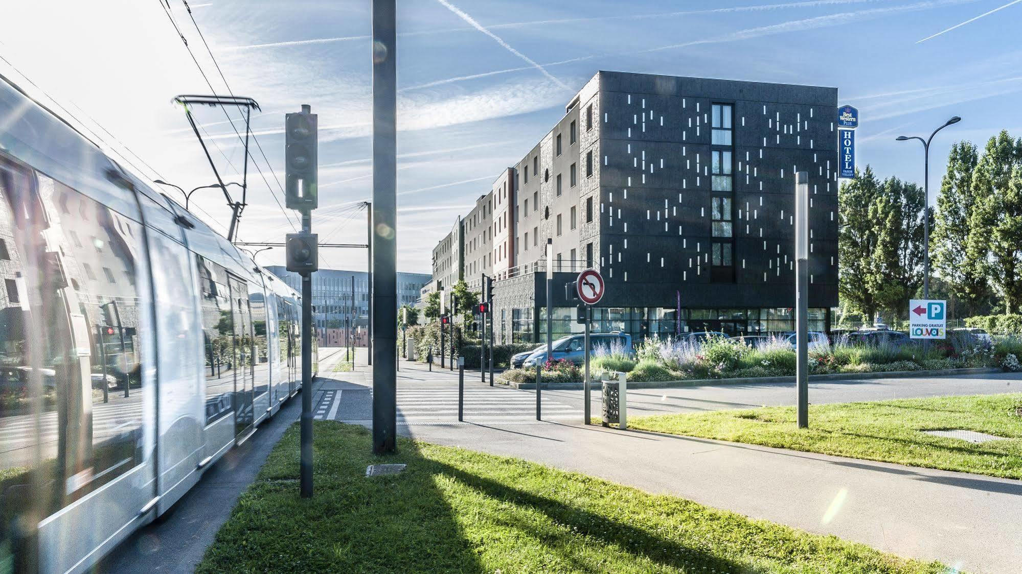 Best Western Plus Paris Velizy Esterno foto