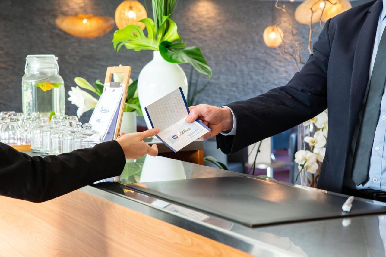 Best Western Plus Paris Velizy Esterno foto